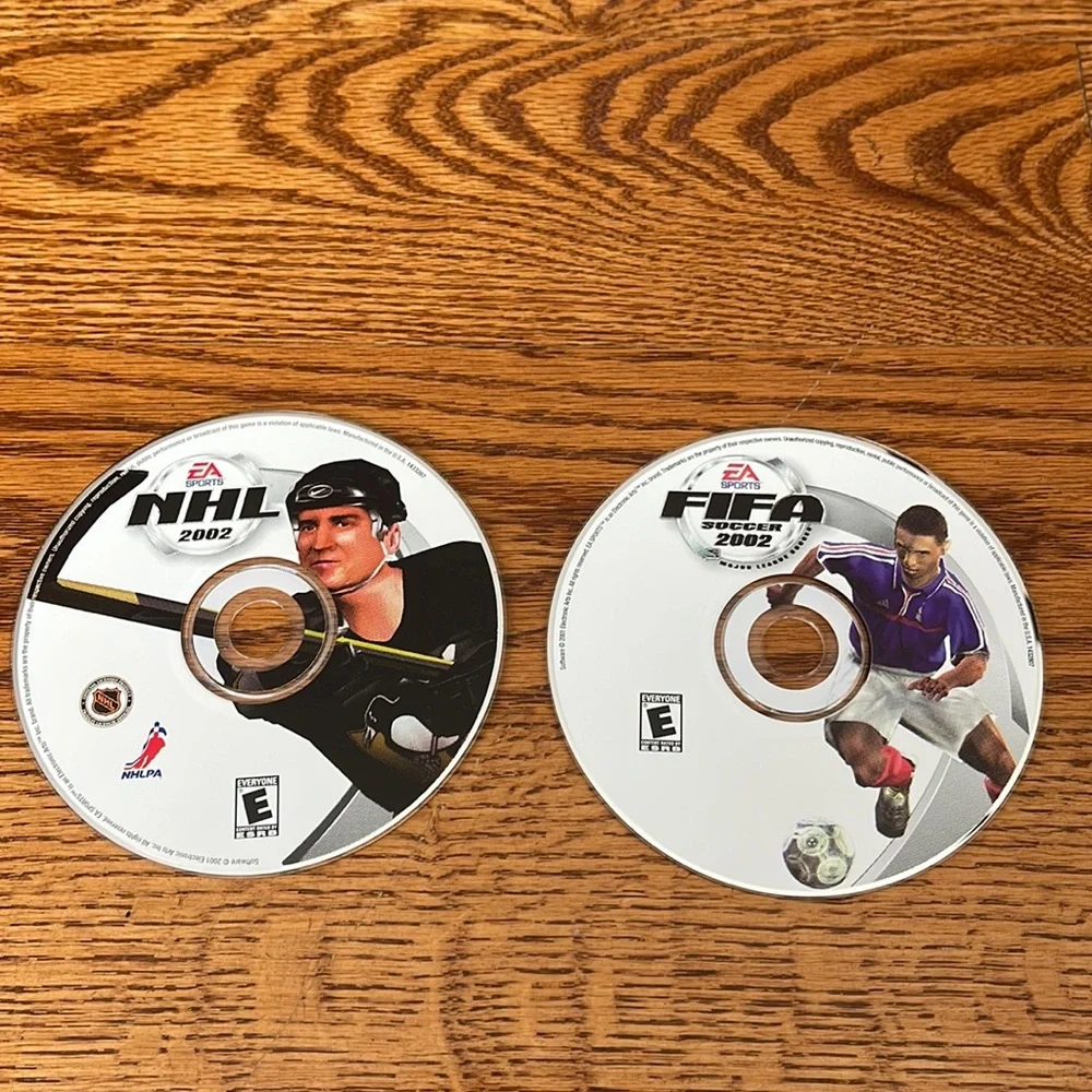 Electronic Art Sports FIFA 2002, NHL 2002